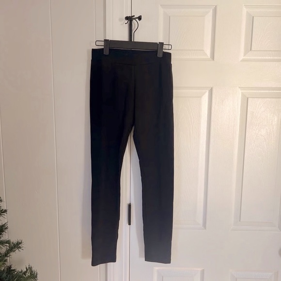 NWOT Ann Taylor Loft Black Leggings Size Small - Picture 1 of 2